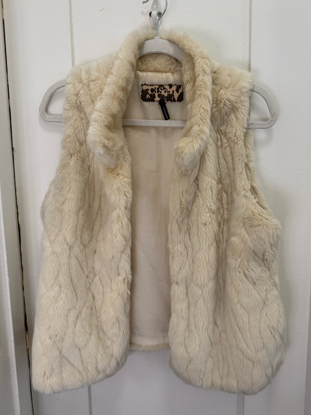 FAUX FUR Vest